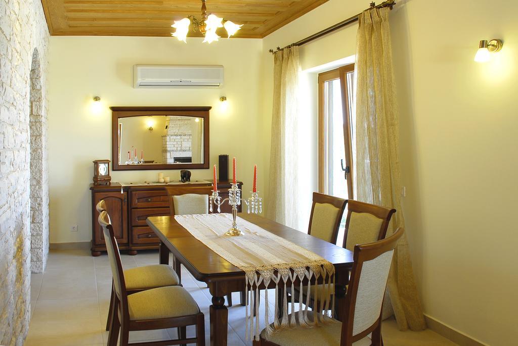 Villa Melanthi Kassiopi Corfu Zewnętrze zdjęcie