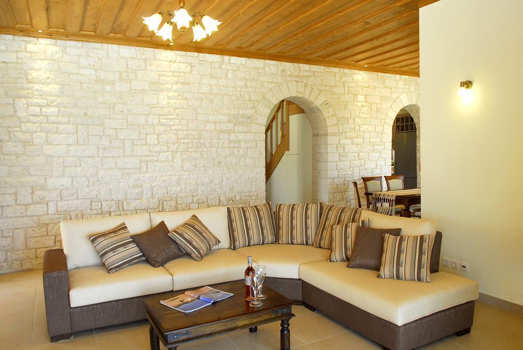 Villa Melanthi Kassiopi Corfu Zewnętrze zdjęcie